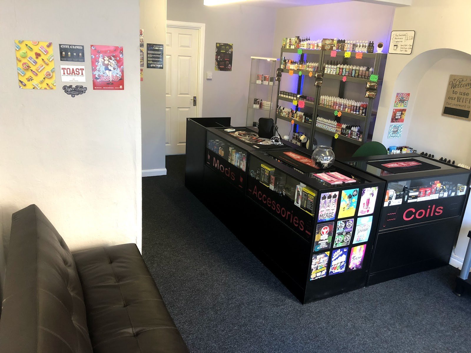 kidderminster vape shop Retail Property for Sale in 22 Week St, Maidstone, ME14 1RN - 1,446 sq ft main image 1